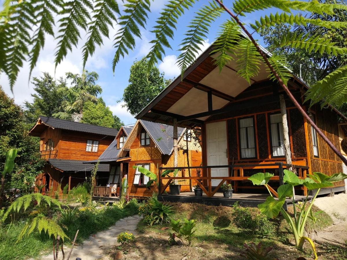 Canyon Jungle Stay Bukittinggi Exterior foto